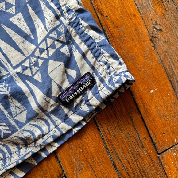 2000s Patagonia Swim Trunks Shorts Men‎ XL Blue Cream Geometric Fish Beachwear - Picture 3 of 7